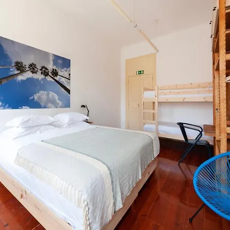 Cheese & Wine Lapa ゲストハウス