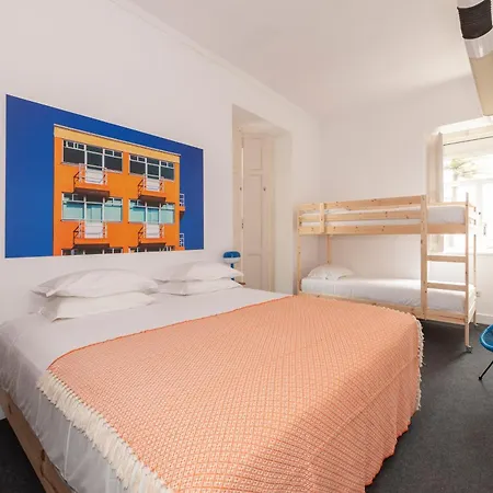 Cheese & Wine Lapa ゲストハウス リスボン