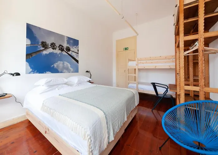 Cheese & Wine Lapa Guest house