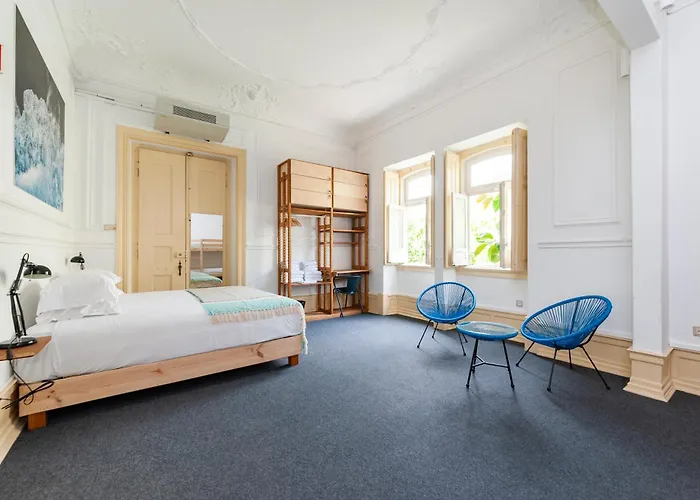 Cheese & Wine Lapa Guest house Lisbon