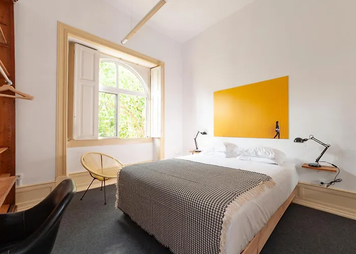 Cheese & Wine Lapa Guest house Lisbon