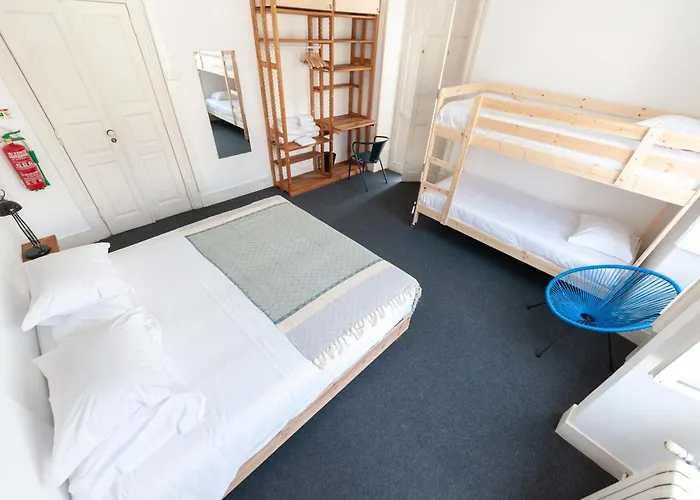 Cheese & Wine Lapa Guest house